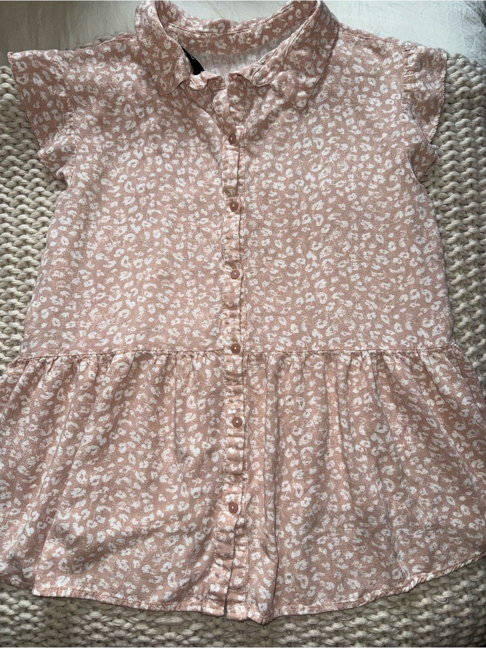 Doe & Rae Pink and White Printed Peplum Top Size M